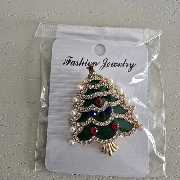 Fashion Jewelry Christmas Brooch Set - Gold, Green, Red, Black - Picture 2 of 4